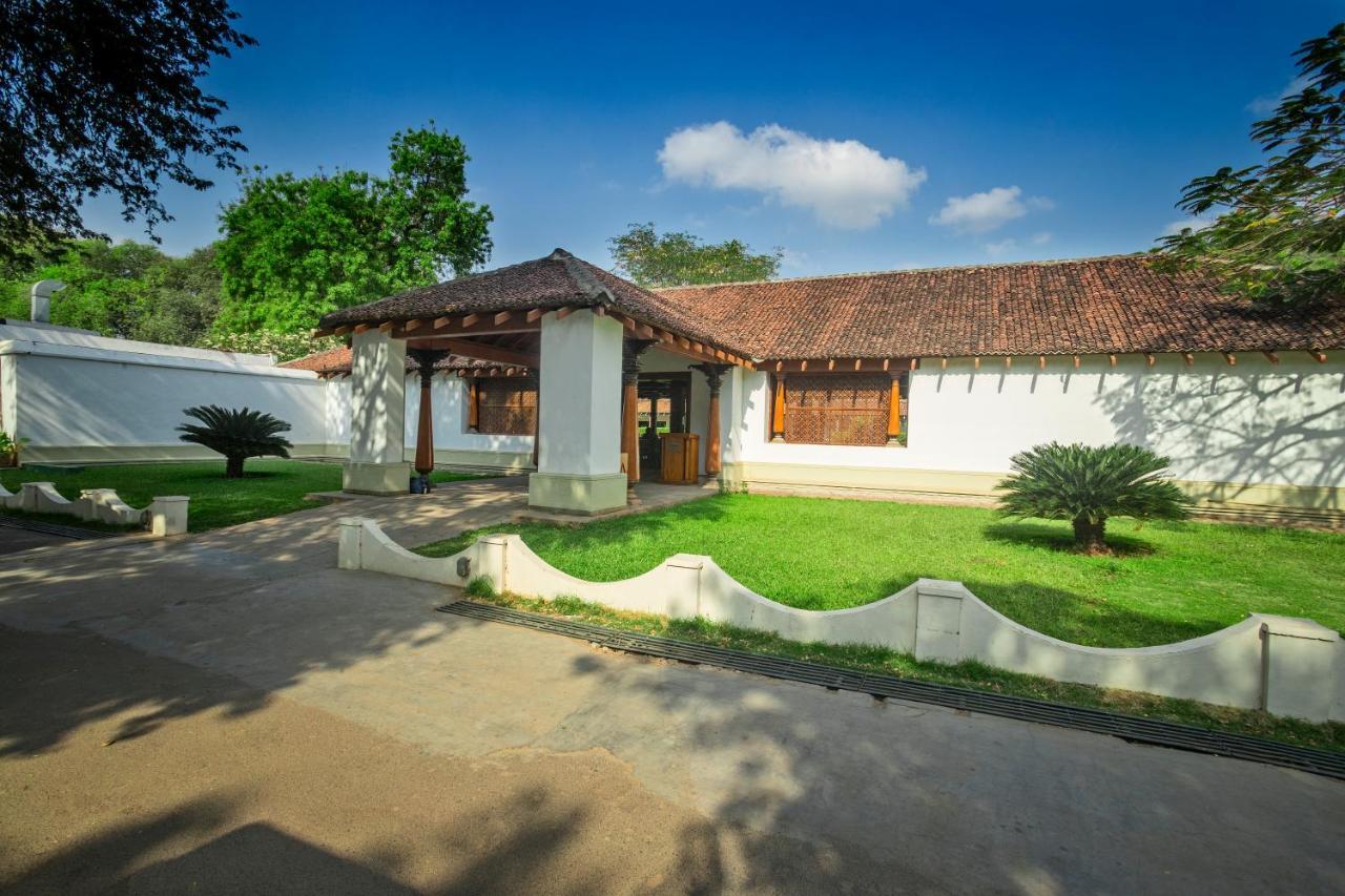 헤리티지 마두라이 호텔 외부 사진 The residence of the Sri Lankan Ambassador to Vietnam