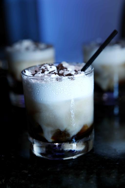 헤리티지 마두라이 호텔 외부 사진 A white Russian