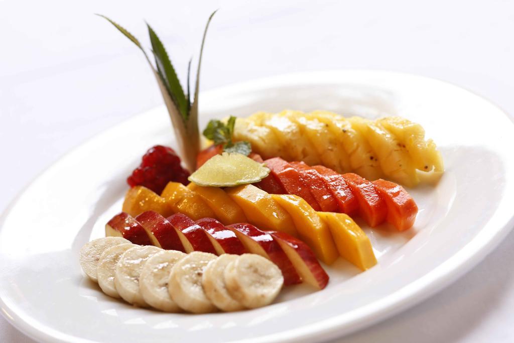 헤리티지 마두라이 호텔 외부 사진 Fruit salad